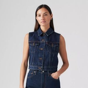 Levi’s Women’s Blue Denim Trucker Vest